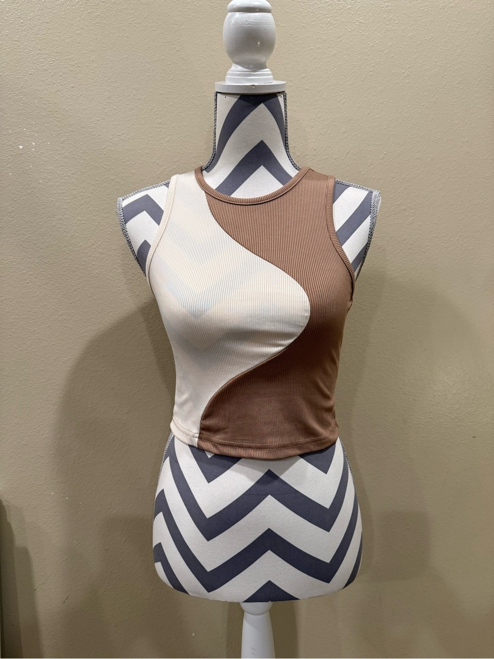 SHEIN Brown and Cream Ribbed Curved-Cut Crop Tank